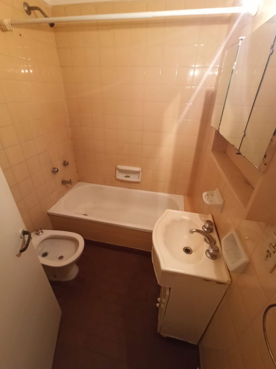 Alquiler Monoambiente con Balcon - 8