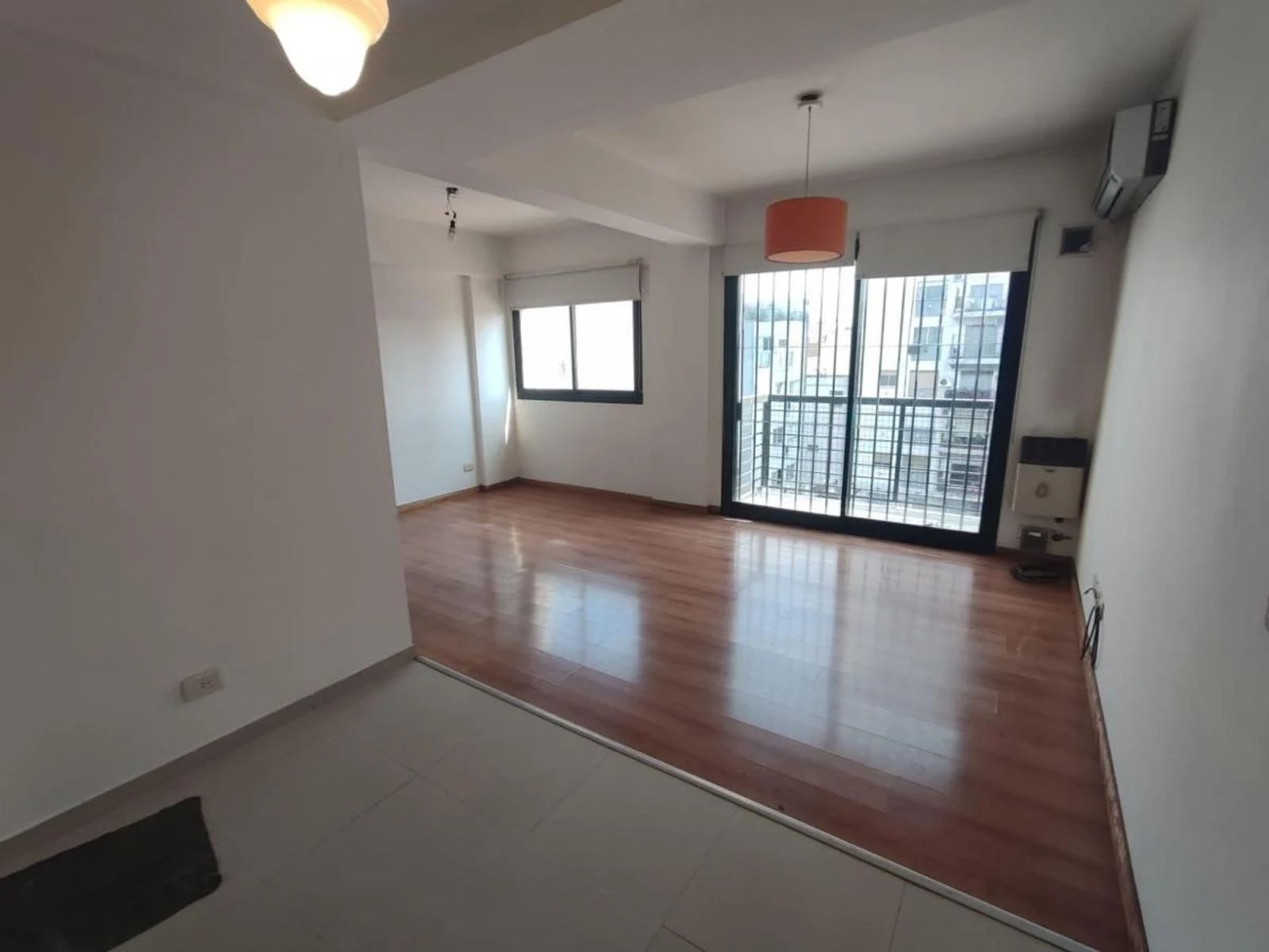 ALQUILER AMPLIO MONOAMBIENTE EN VILLA CRESPO - 2