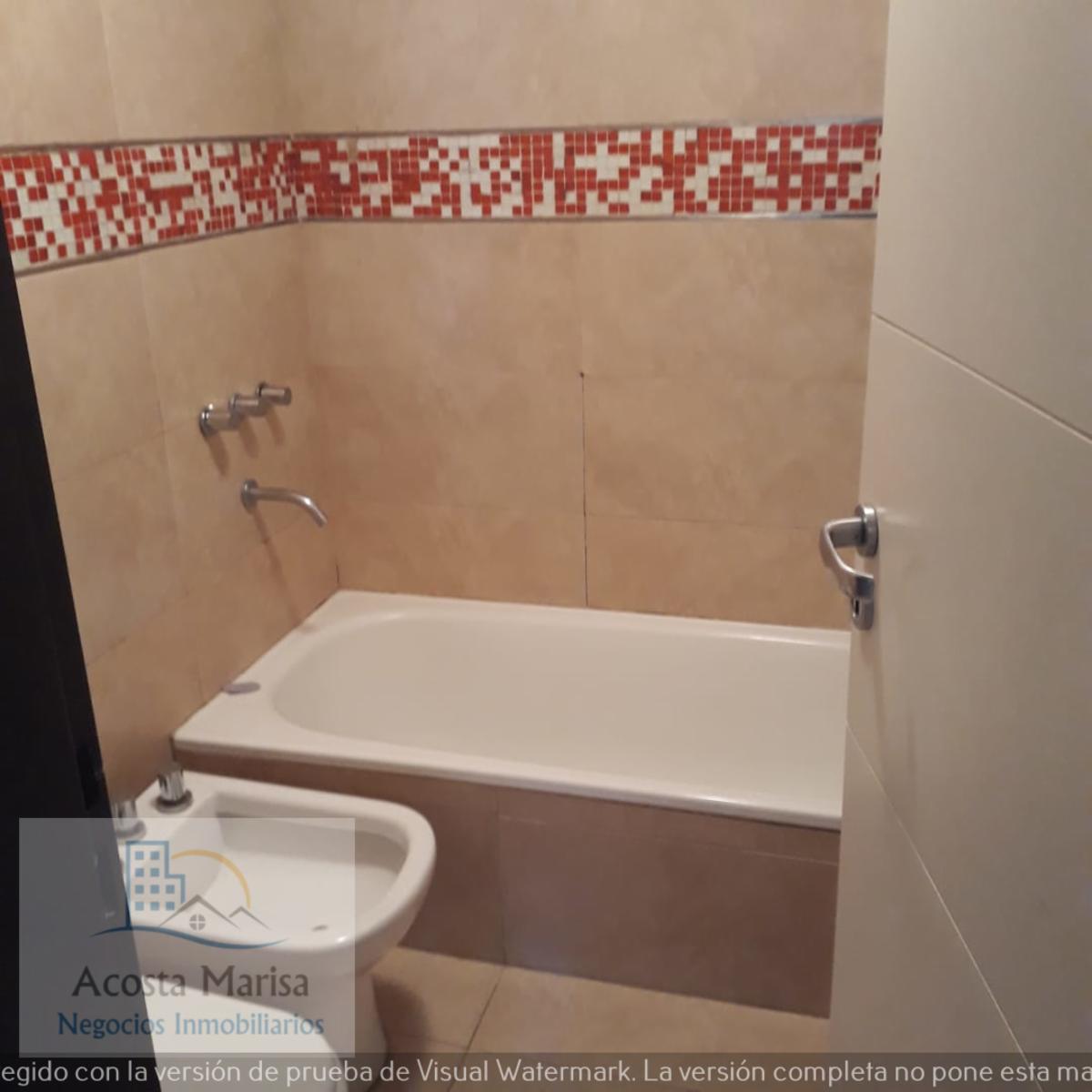 Alvear 355 / Lomas De Zamora / 1C - 12