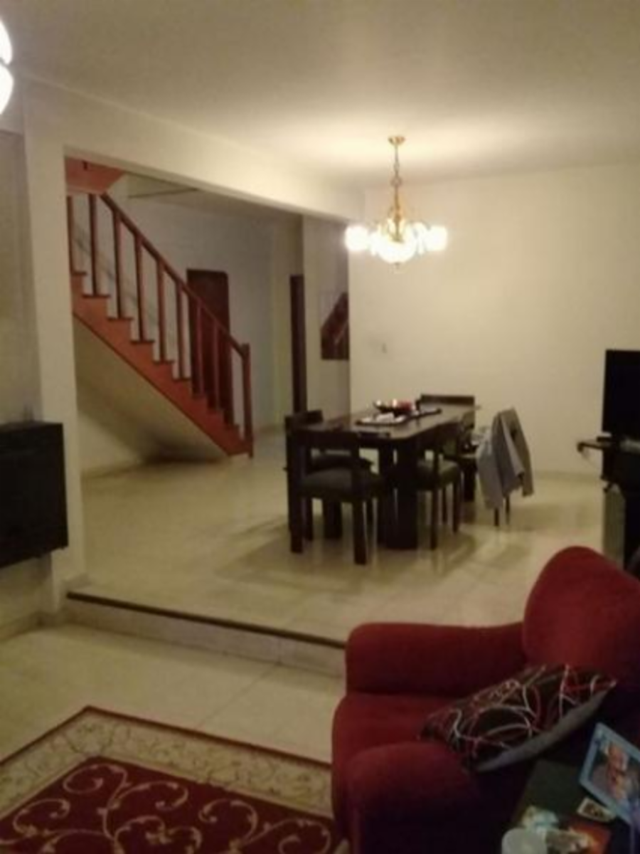 Santo Domingo al 700, Burzaco, Almirante Brown /CASA 5 HAMBIENTES — foto 2