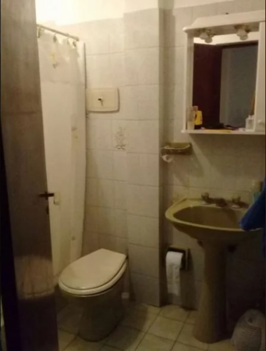 Santo Domingo al 700, Burzaco, Almirante Brown /CASA 5 HAMBIENTES — foto 4