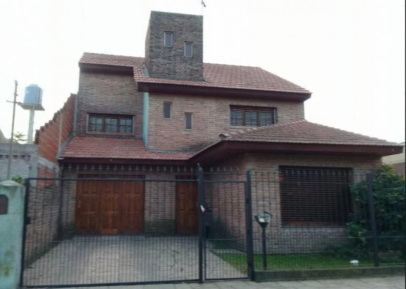 Santo Domingo al 700, Burzaco, Almirante Brown /CASA 5 HAMBIENTES — foto 6