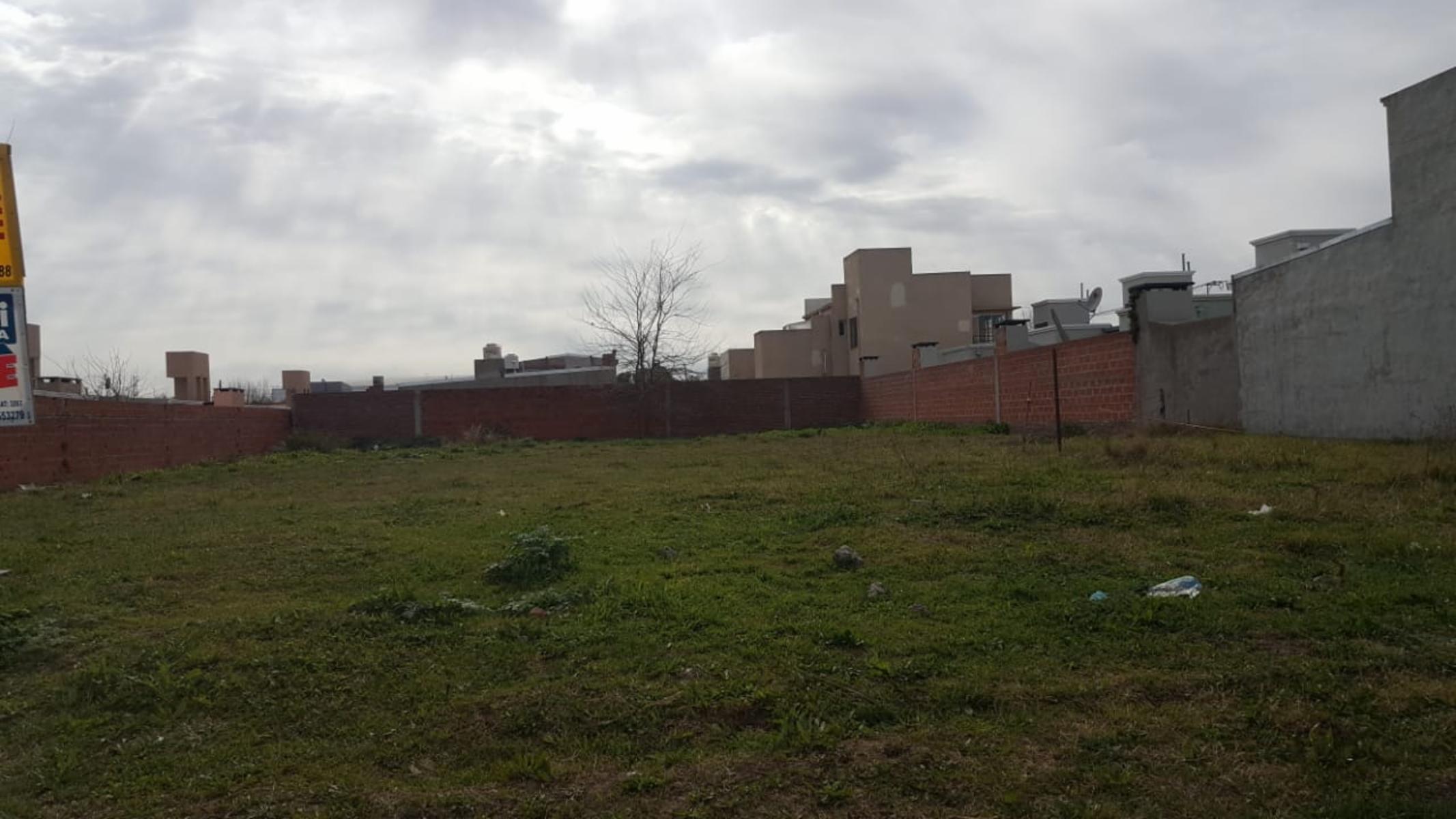 Importante terreno sobre avenida 2 circunvalación. Ideal para galpones, zonificación permitida para entrada y salida de camiones. — foto 2