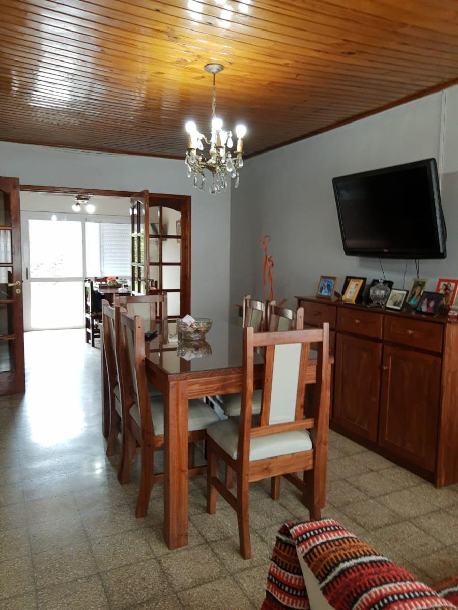 Casa calle 100, zona Av. Mitre — foto 3