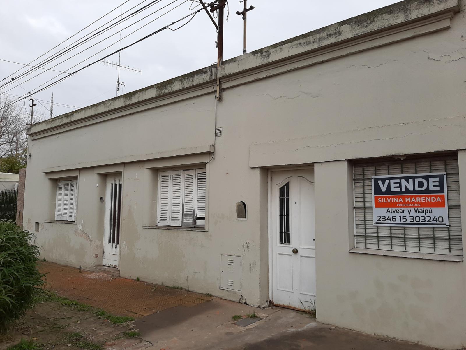 Casa a refaccionar con terreno.