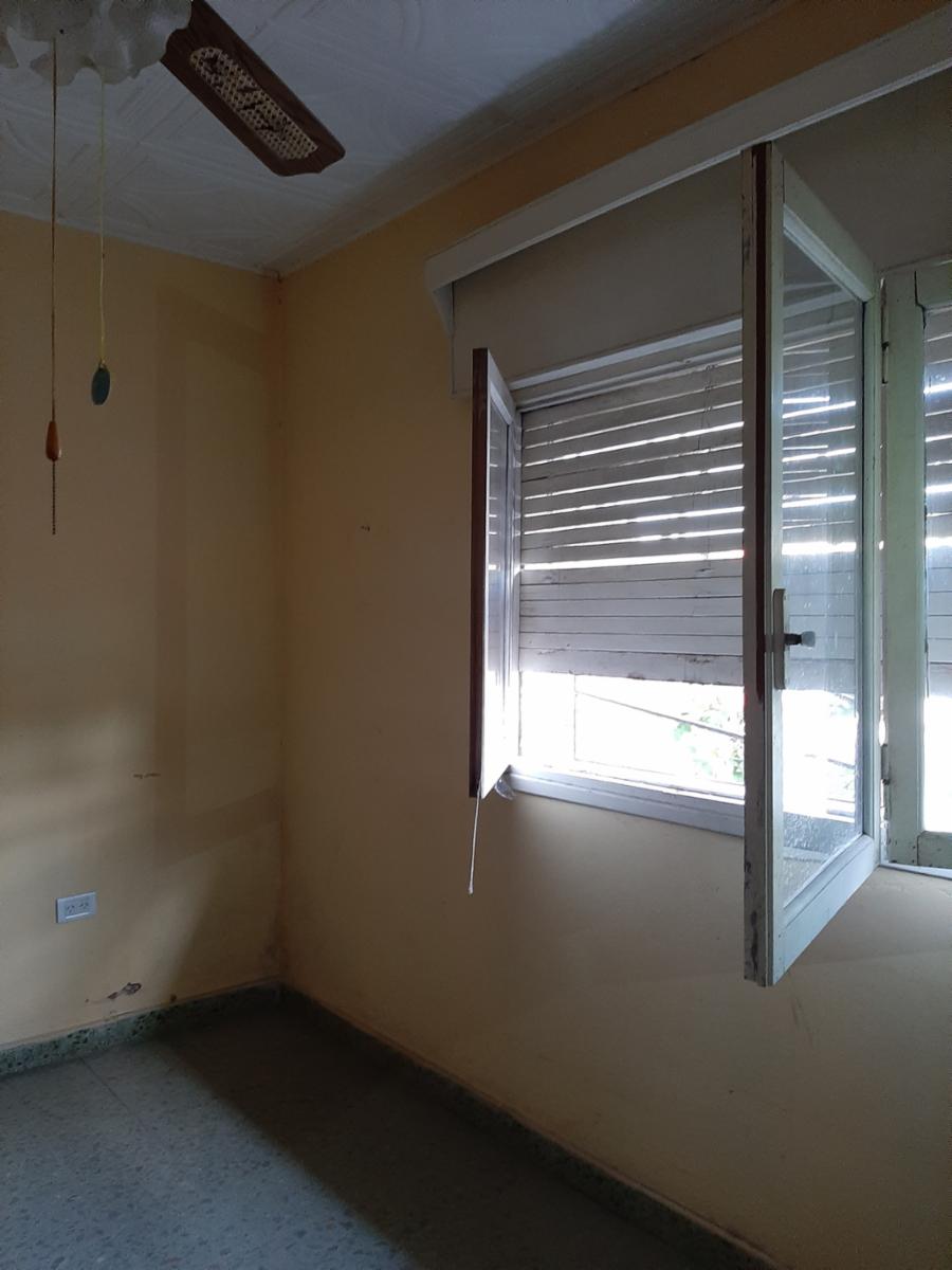 Propiedad con posibilidad de ampliación, refacción, etc. sobre terreno de 10 x 33,3 — foto 4