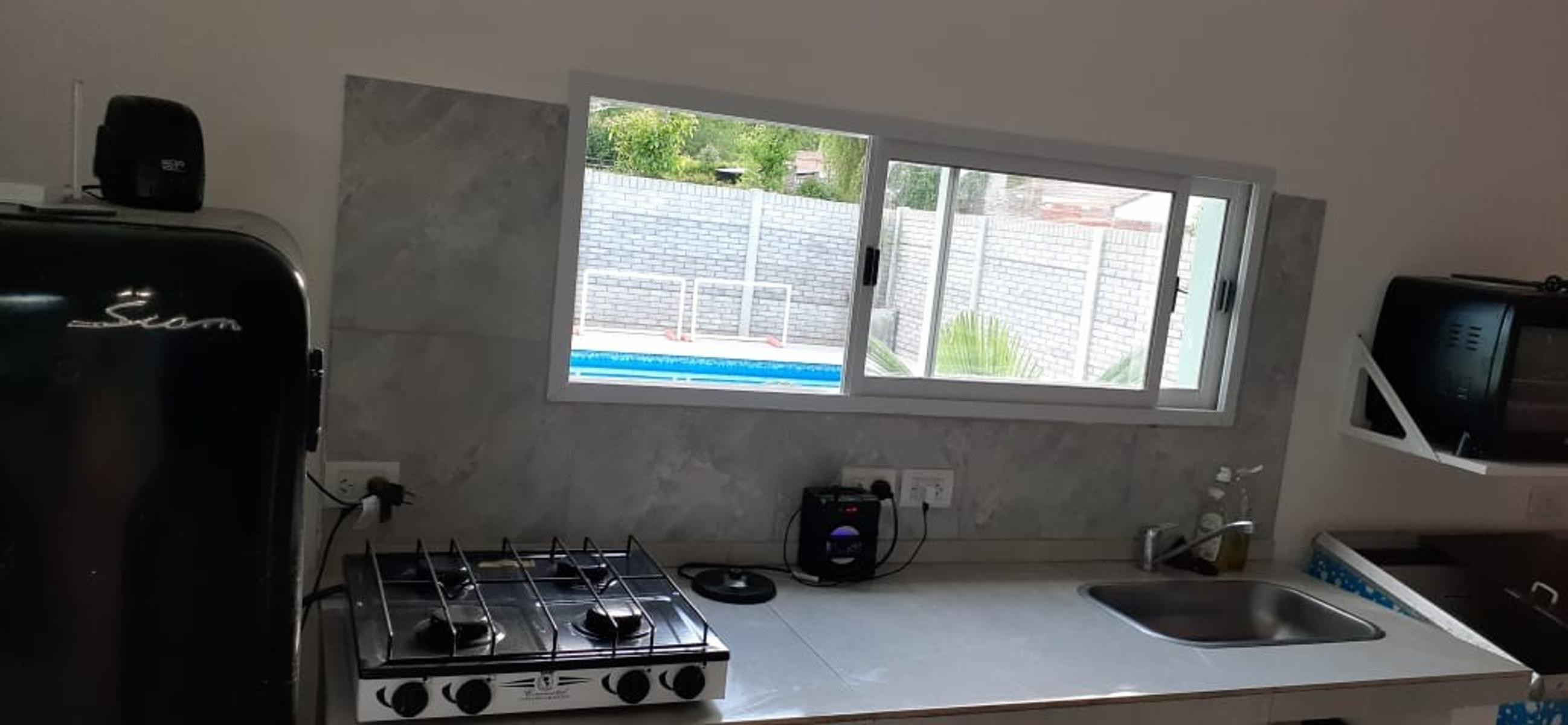 Casaquinta ubicada en zona Av de Tomaso - 4