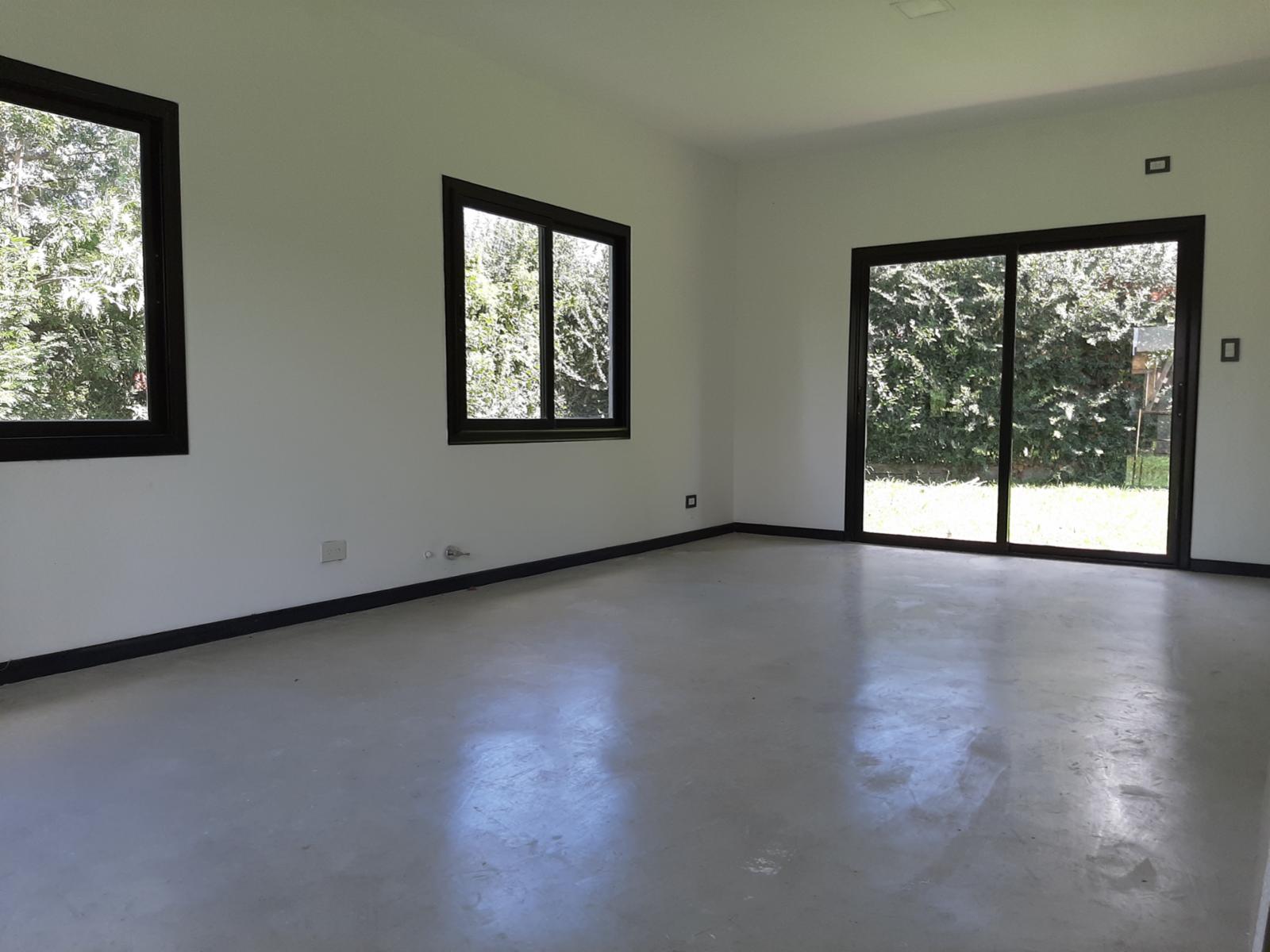 A estrenar 2 casas en la localidad de Suipacha. - 4