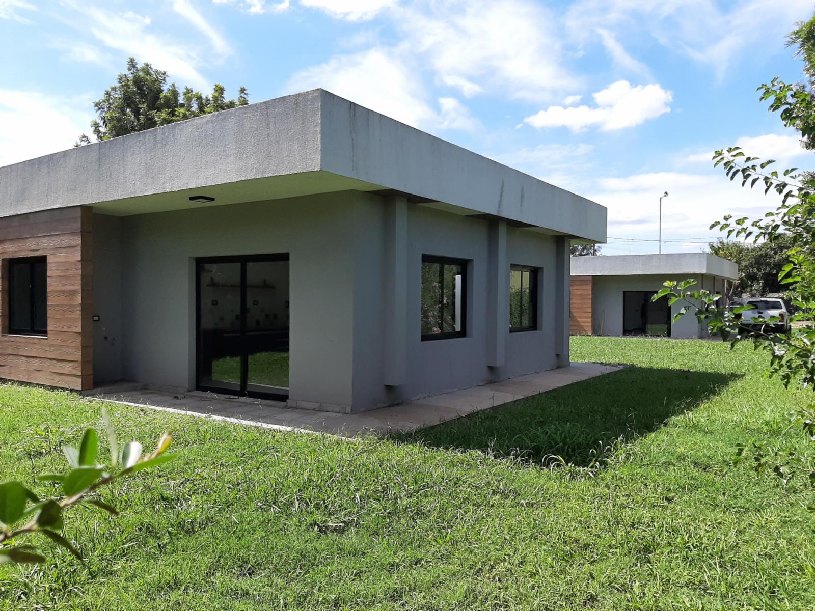 A estrenar 2 casas en la localidad de Suipacha. - 5