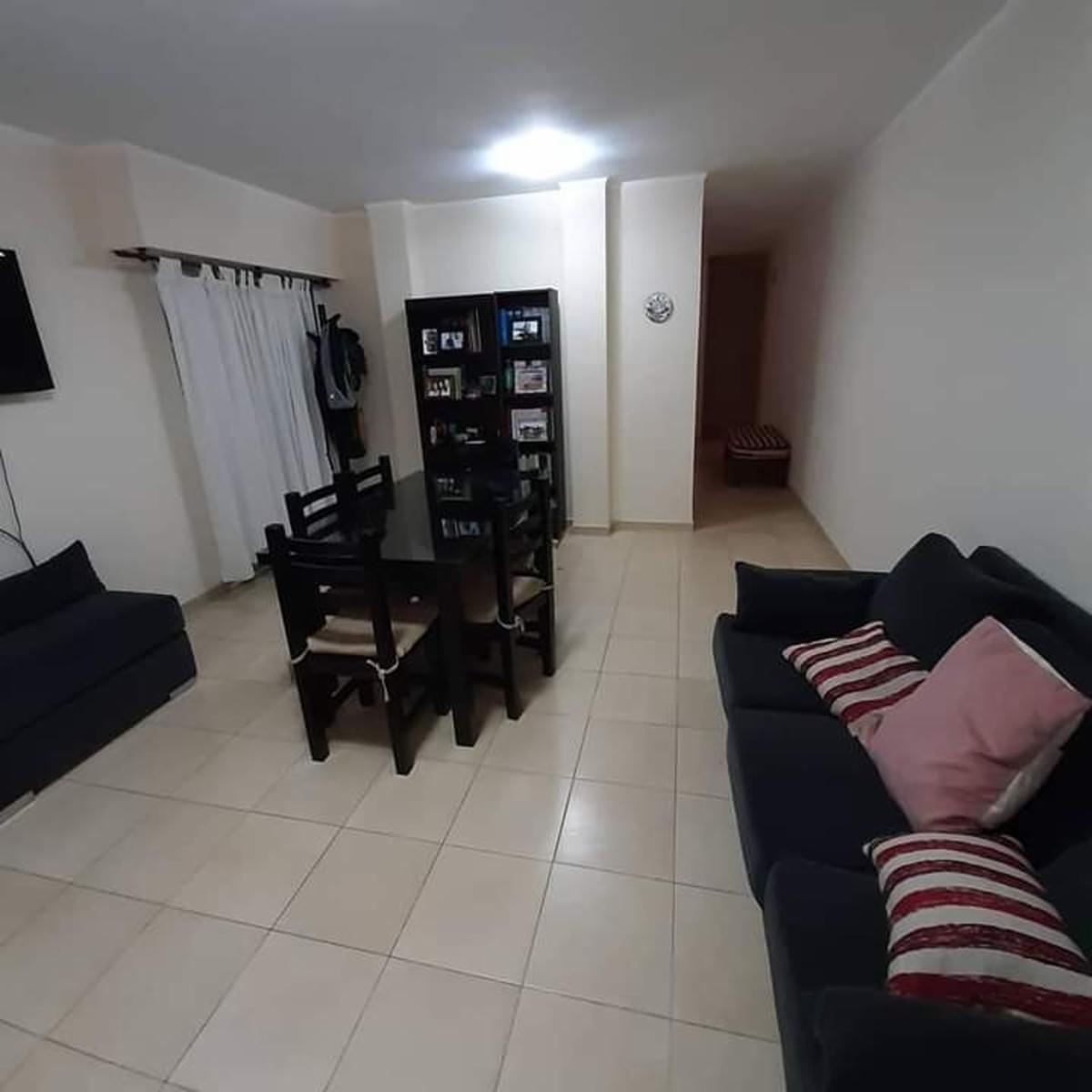 Dùplex en zona Pza. Belgrano, Construcción de calidad, excelente estado — foto 2