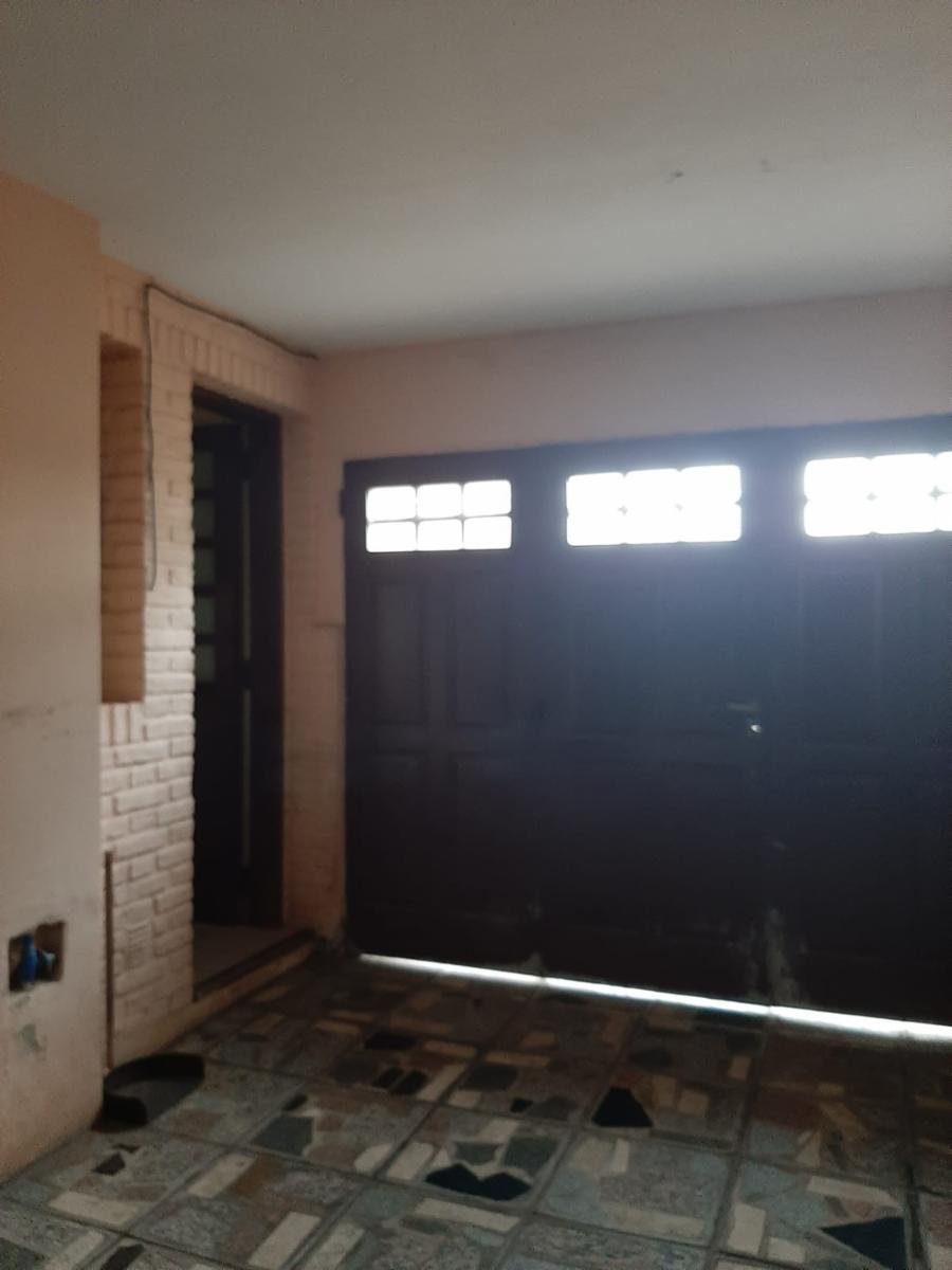 Hermosa casa sobre terreno de 333 mts. ubicada sobre avenida. — foto 7