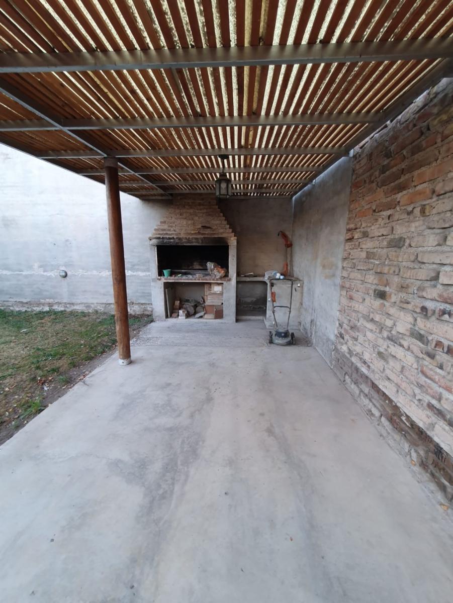 INDEXA VENDE Casa en Barrio Los Tilos — foto 4