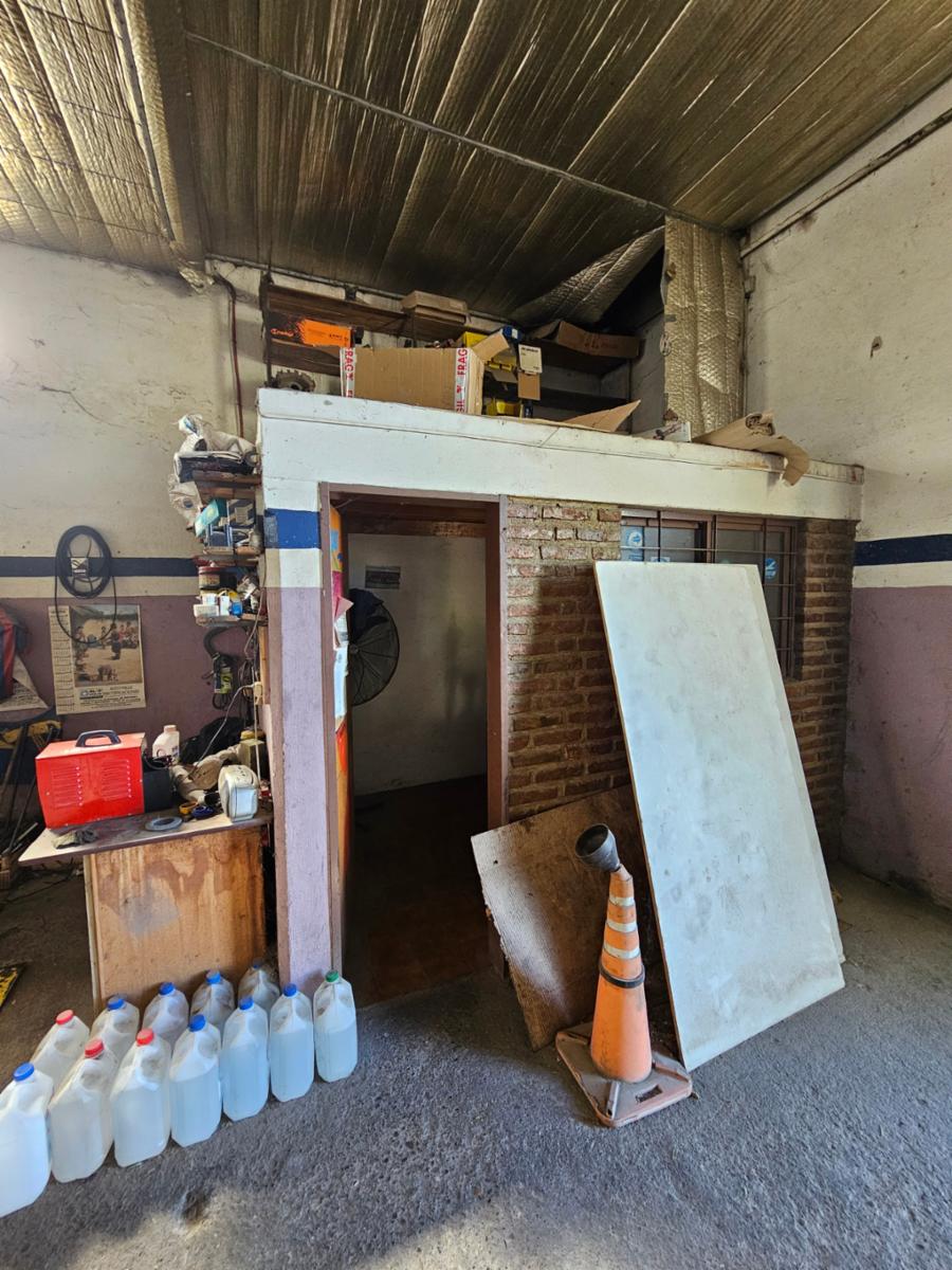 GALPON EN VENTA, BARRIO BAGLIANI - 15