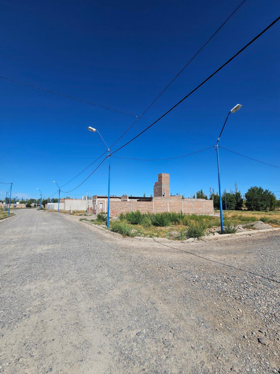 TERRENO EN ESQUINA B° PECINI