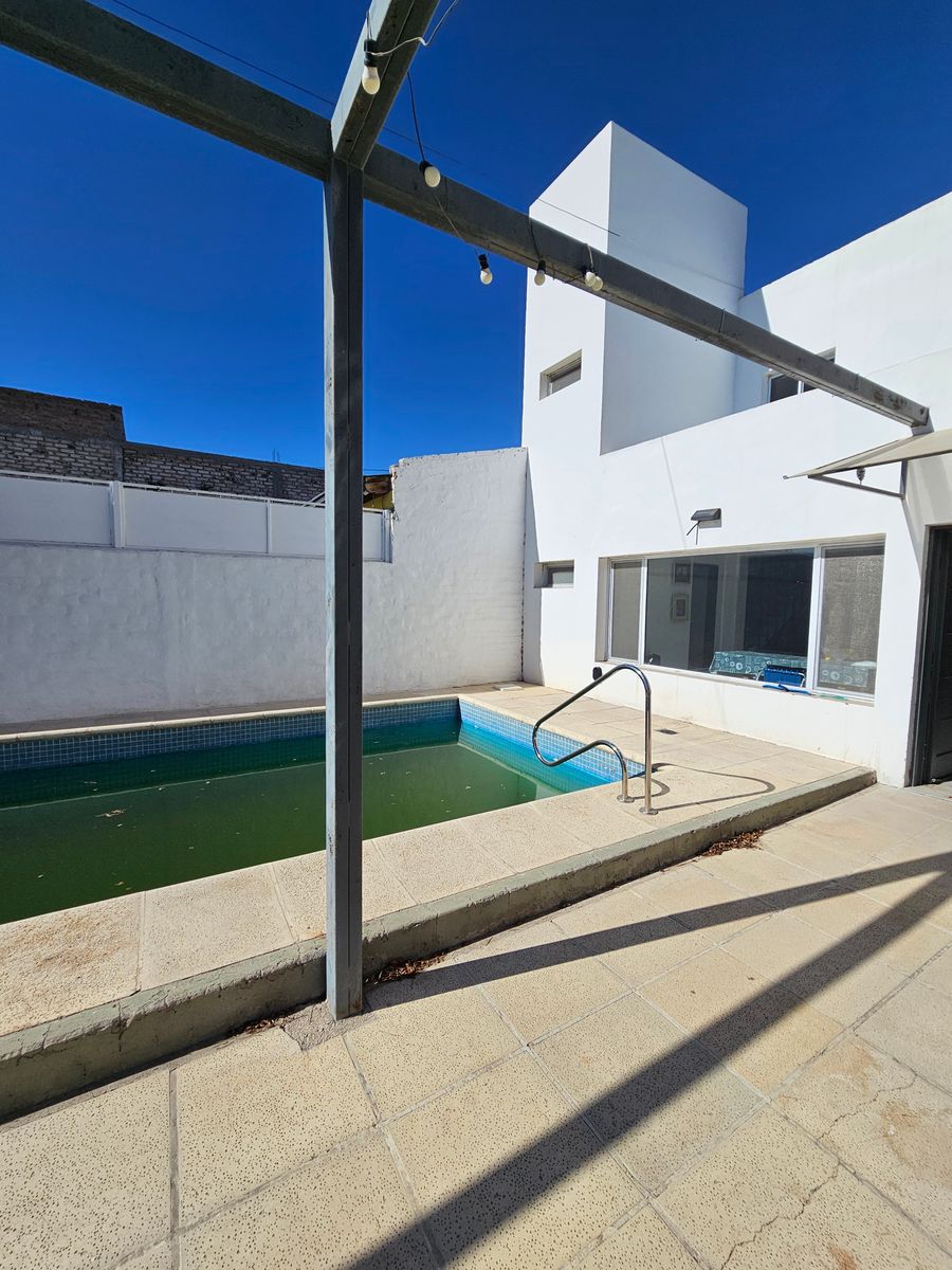 INDEXA VENDE CASA CON PISCINA CLIMATIZADA — foto 5