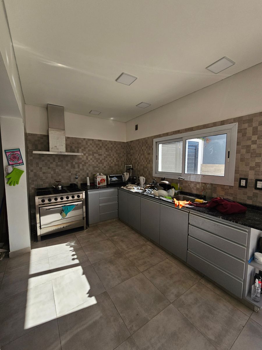 INDEXA VENDE CASA CON PISCINA CLIMATIZADA — foto 6