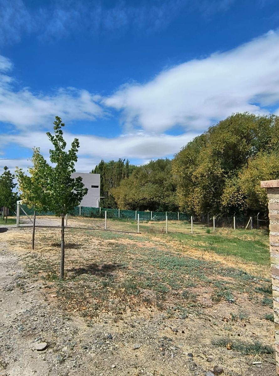 TERRENO EN VENTA EN BARRIO PRIVADO LA HORQUILLA — foto 3