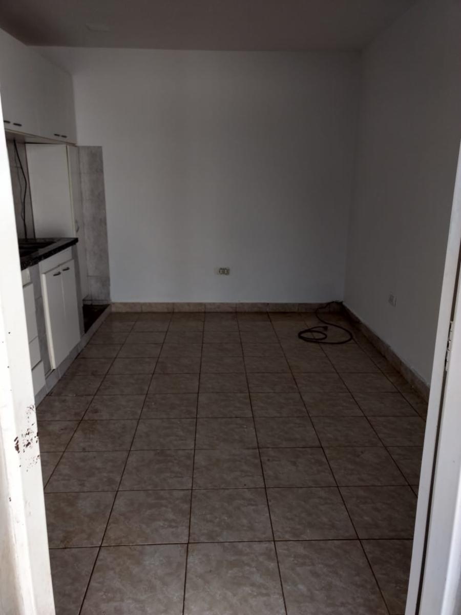 Casa con dpto en el fondo. Junín. — foto 12
