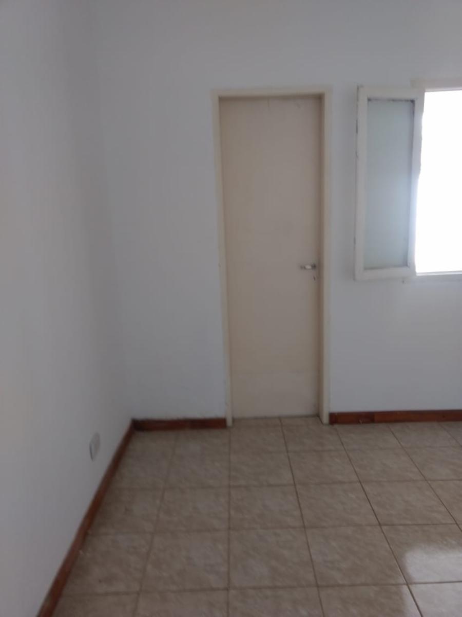 Casa con dpto en el fondo. Junín. — foto 15