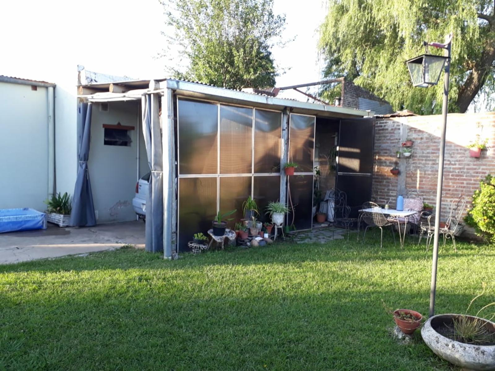 Modesta casa en Junín se PERMUTA por menor propiedad. — foto 5