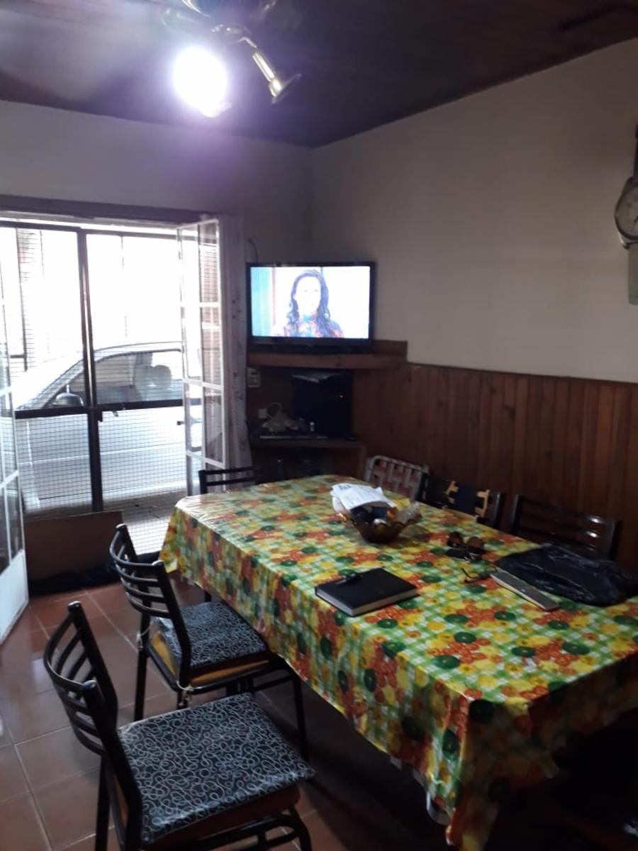Modesta casa en Junín se PERMUTA por menor propiedad. — foto 7