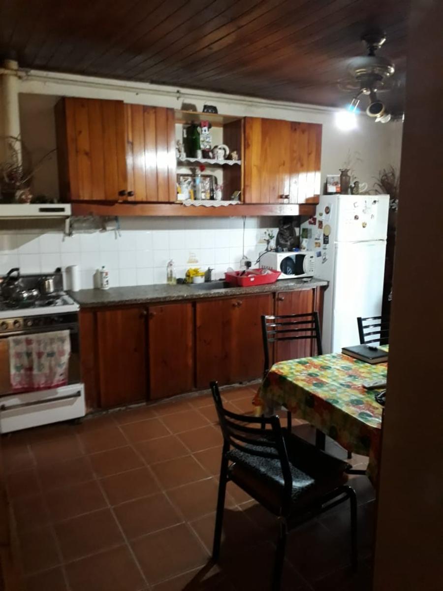 Modesta casa en Junín se PERMUTA por menor propiedad. — foto 8