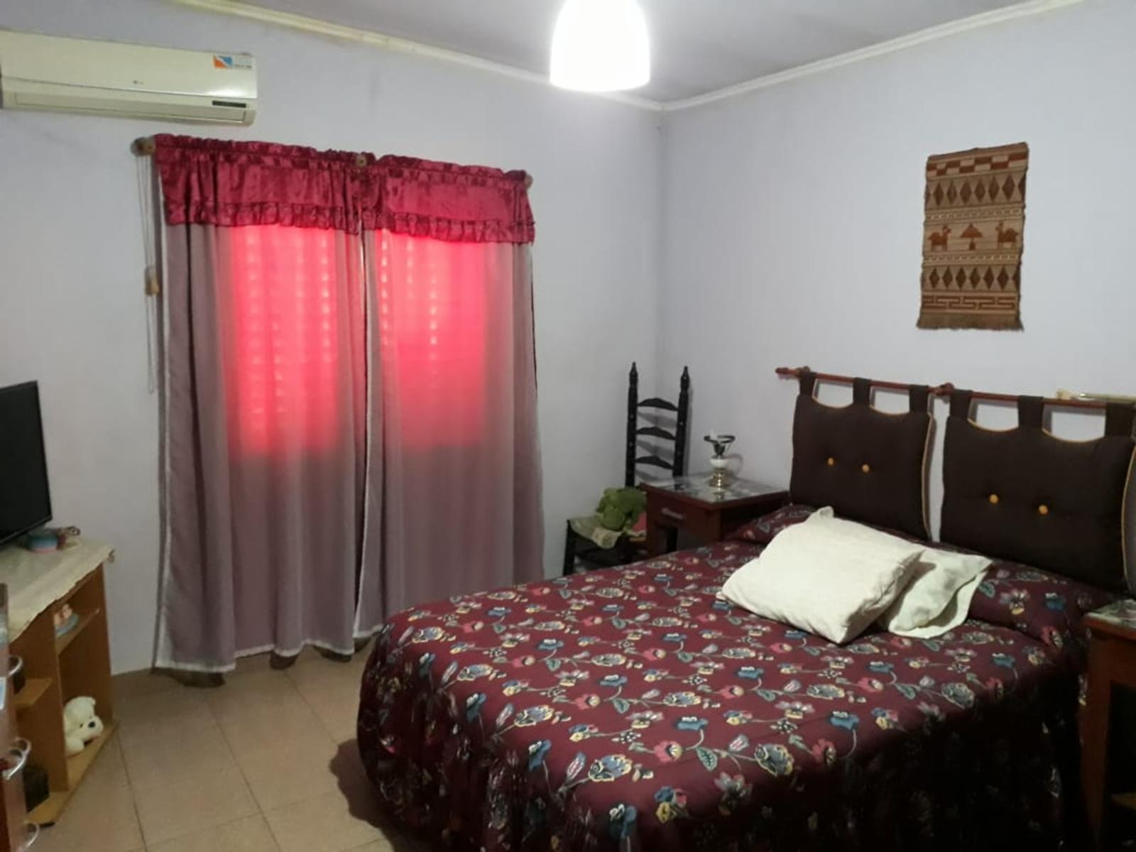 Modesta casa en Junín se PERMUTA por menor propiedad. — foto 13