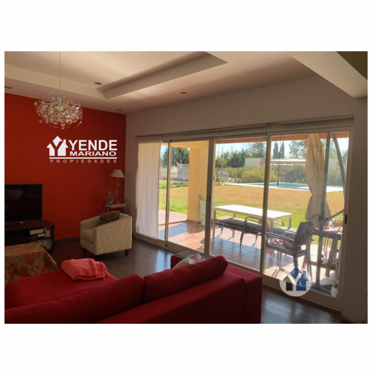 HERMOSA QUINTA CON AMPLIO TERRENO - 8