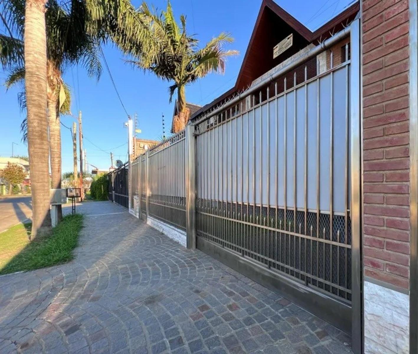 Excelente Chalet con detalles de categoría en san justo . — foto 9