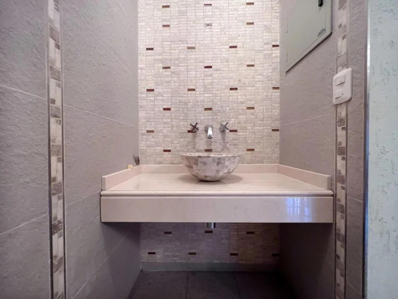 Excelente Chalet con detalles de categoría en san justo . — foto 11