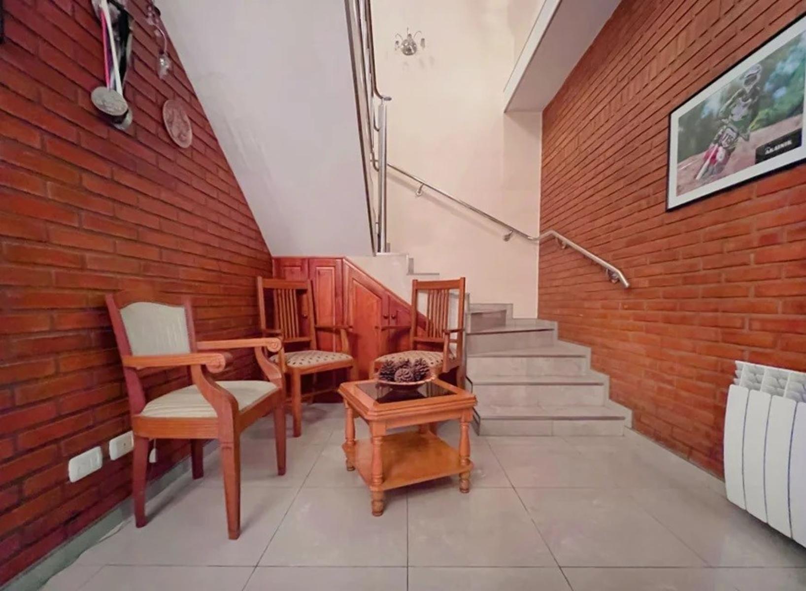 Excelente Chalet con detalles de categoría en san justo . — foto 15