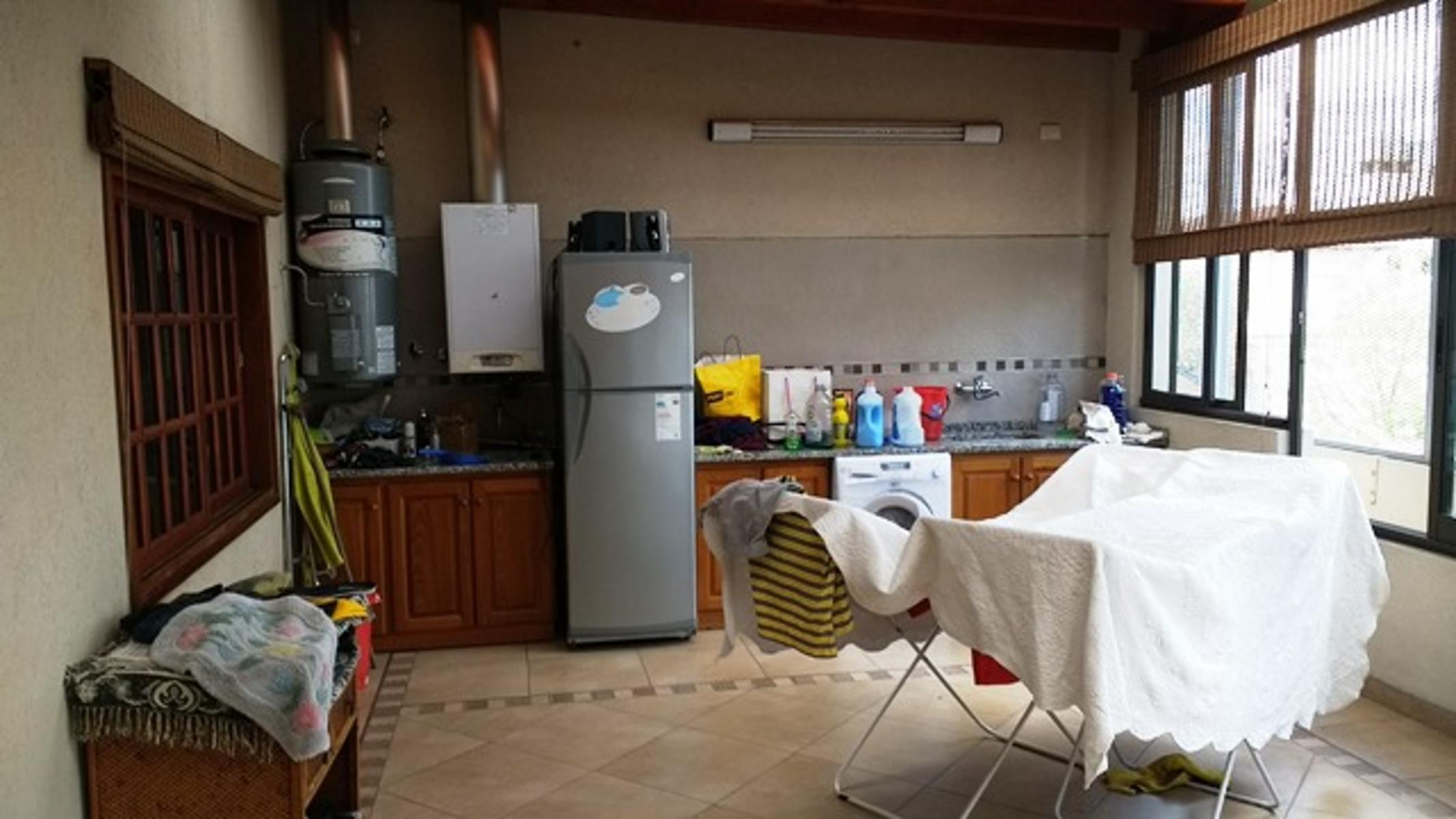 Excelente Chalet con detalles de categoría en san justo . RETASADO OPORTUNIDAD. VENTA URGENTE — foto 7