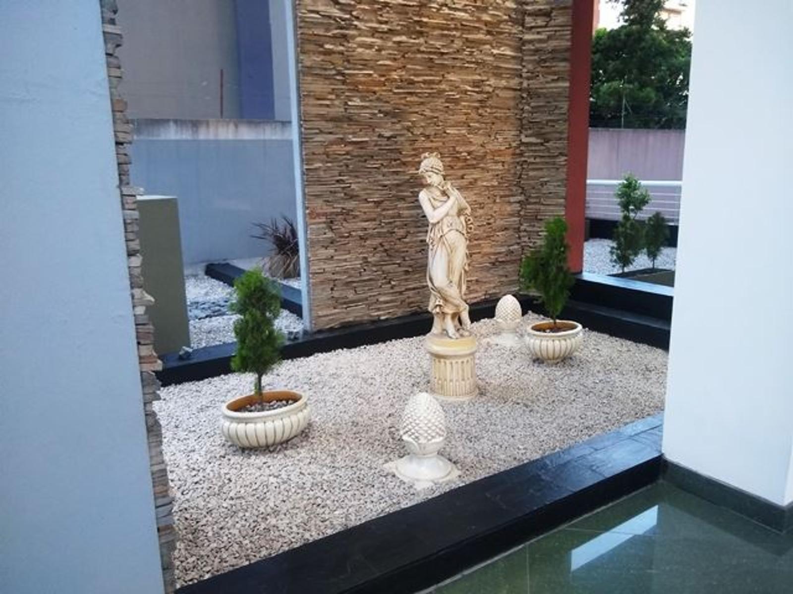 Excelente departamento de 3 ambientes con cochera en centro de San Justo. — foto 4