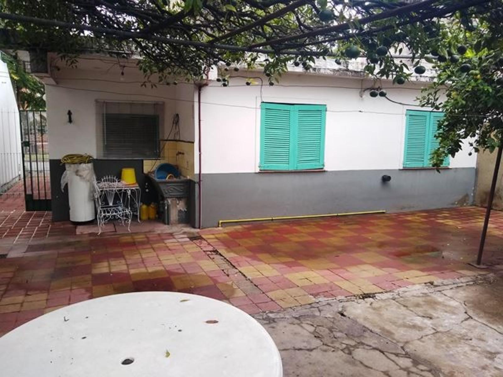 CASA AMERICANA DE 4 AMBIENTES EN MORÓN — foto 3