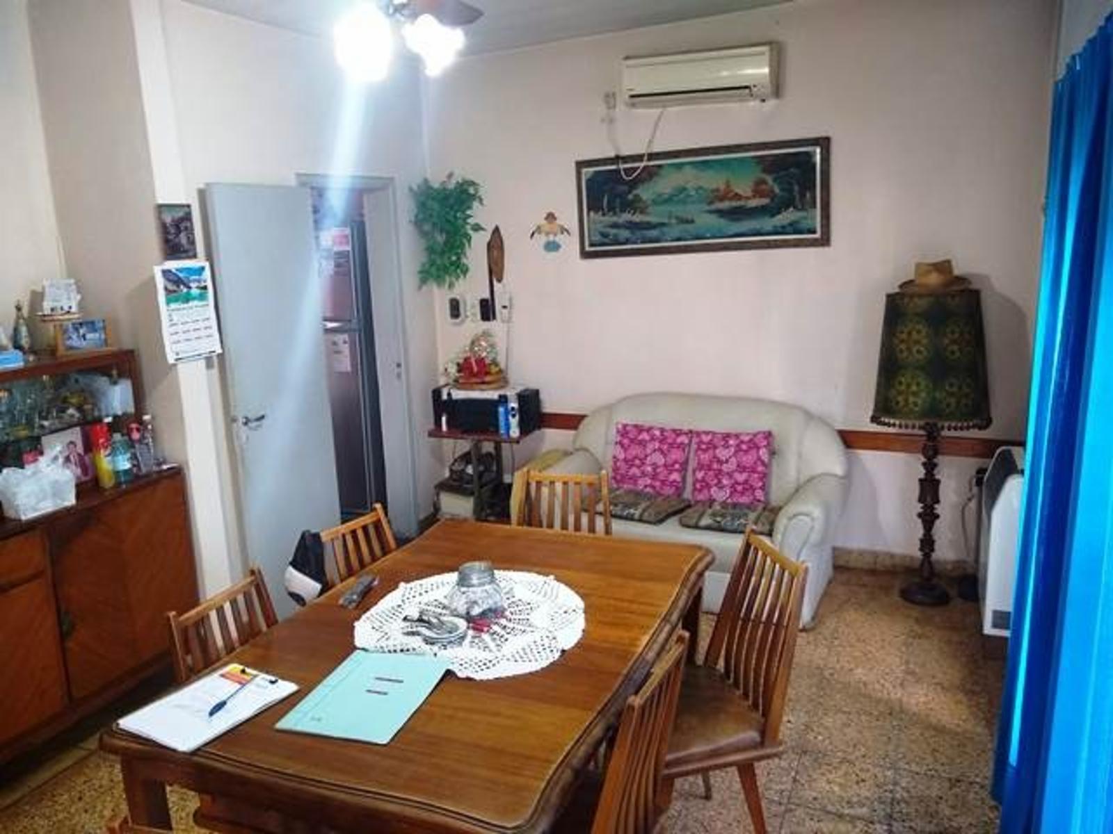 CASA AMERICANA DE 4 AMBIENTES EN MORÓN — foto 6
