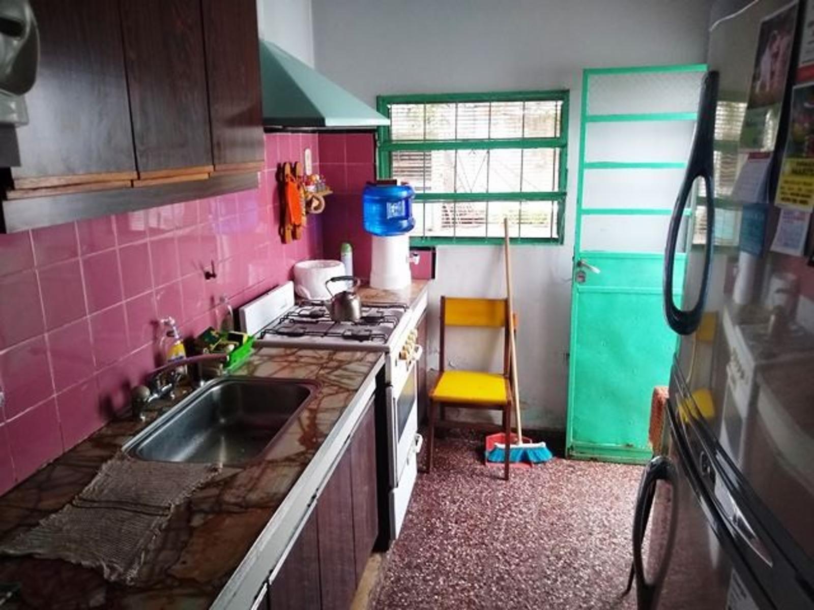 CASA AMERICANA DE 4 AMBIENTES EN MORÓN — foto 7