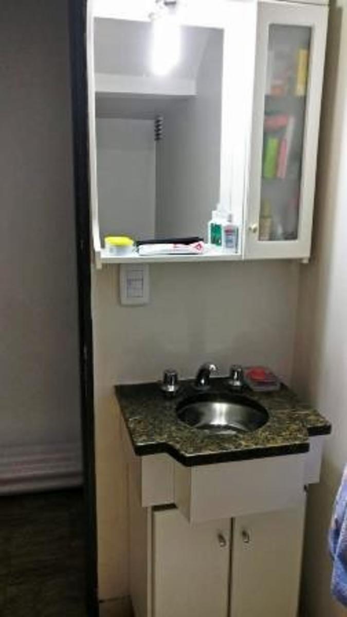 Dúplex de 3 ambientes al frente con entrada de auto. — foto 2