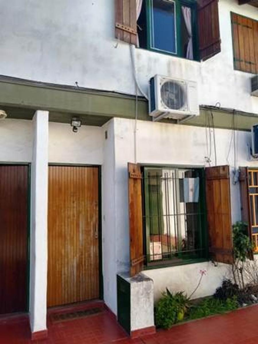 Duplex de dos ambientes en Ramos Mejia.