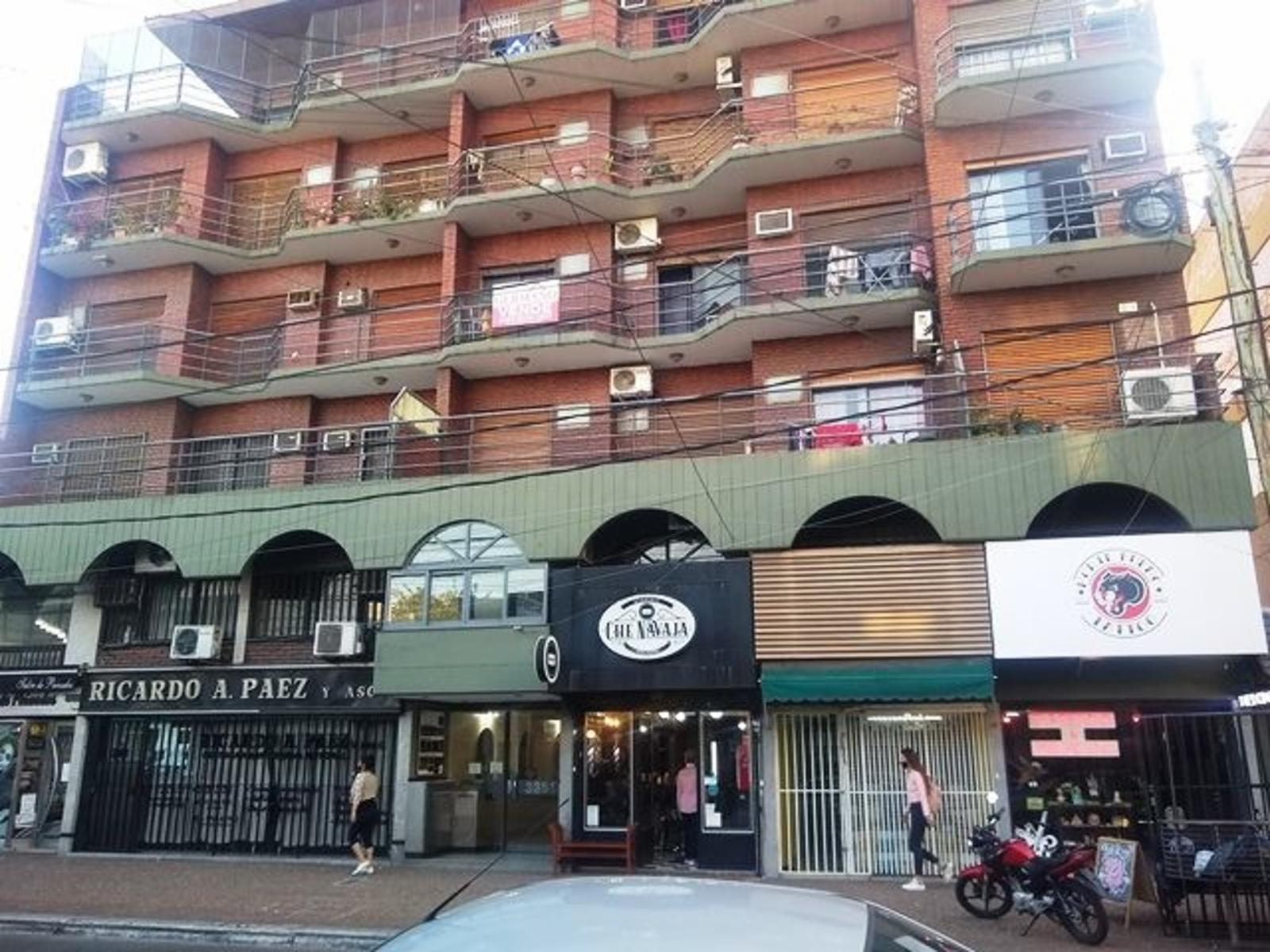 Departamento de 4 ambientes en centro de San Justo.