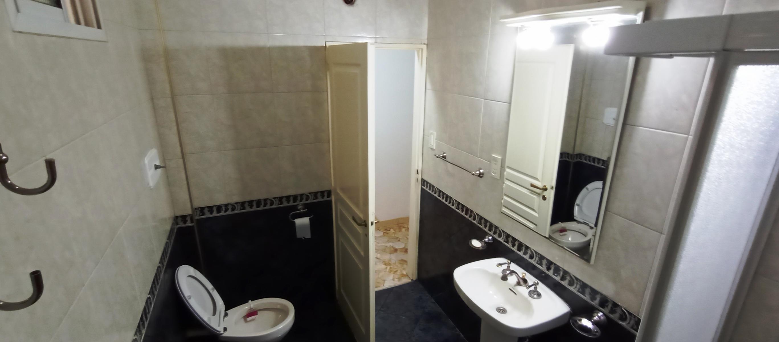 Excelente Casa Multifamiliar en Villa Luzuriaga. — foto 8