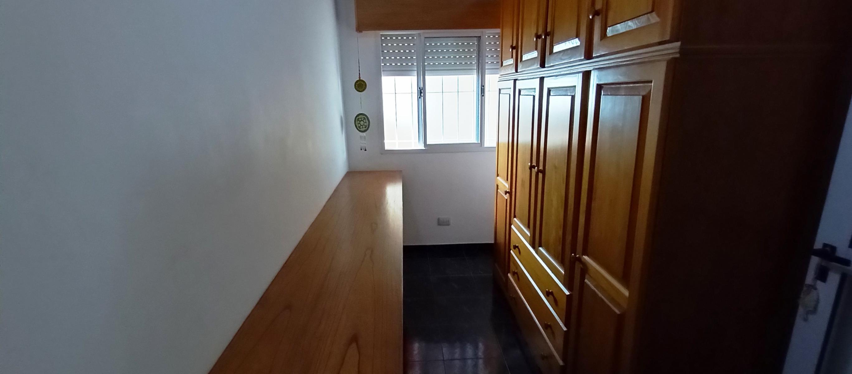 Excelente Casa Multifamiliar en Villa Luzuriaga. — foto 13