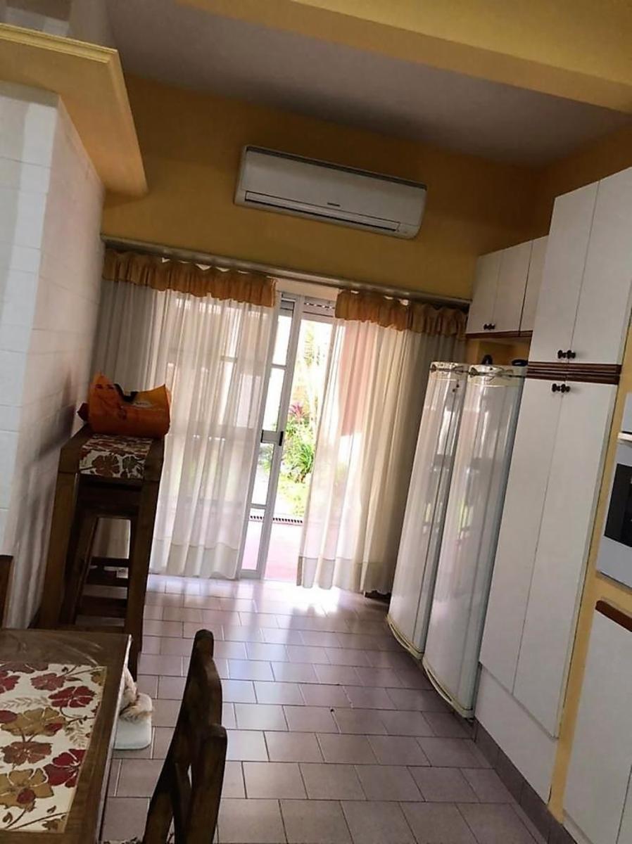 Casa de 3 ambientes con cochera y quincho. — foto 8