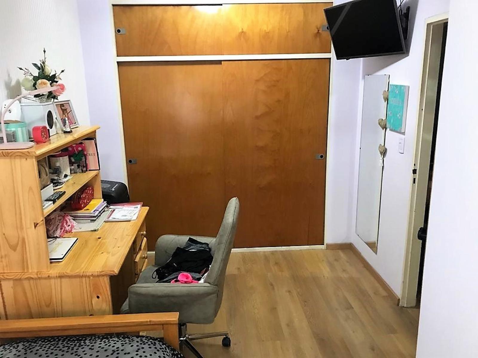 Casa de 3 ambientes con cochera y quincho. — foto 14
