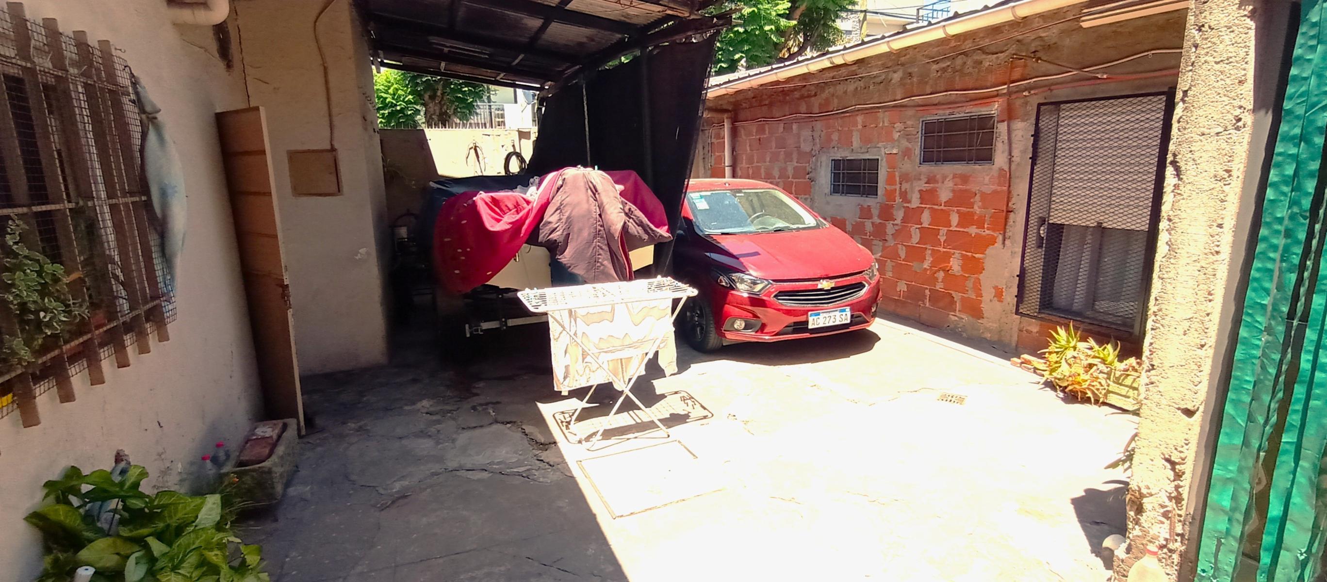 Casa Multifamiliar, lote con dos viviendas y un local en Ramos Mejía. — foto 11