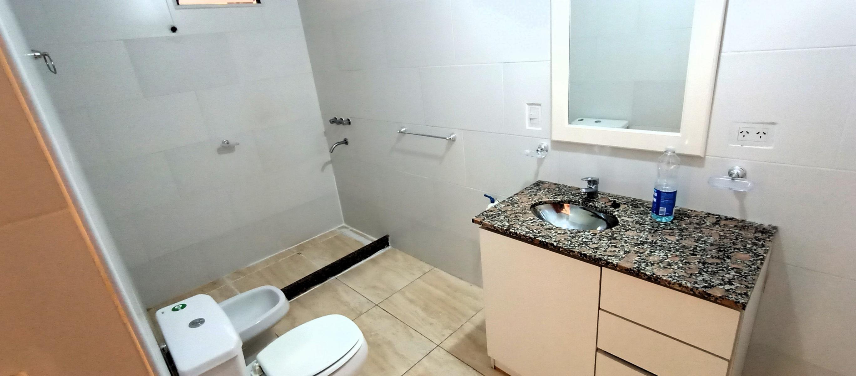 Departamento de dos ambientes amplios en San Justo. - 5