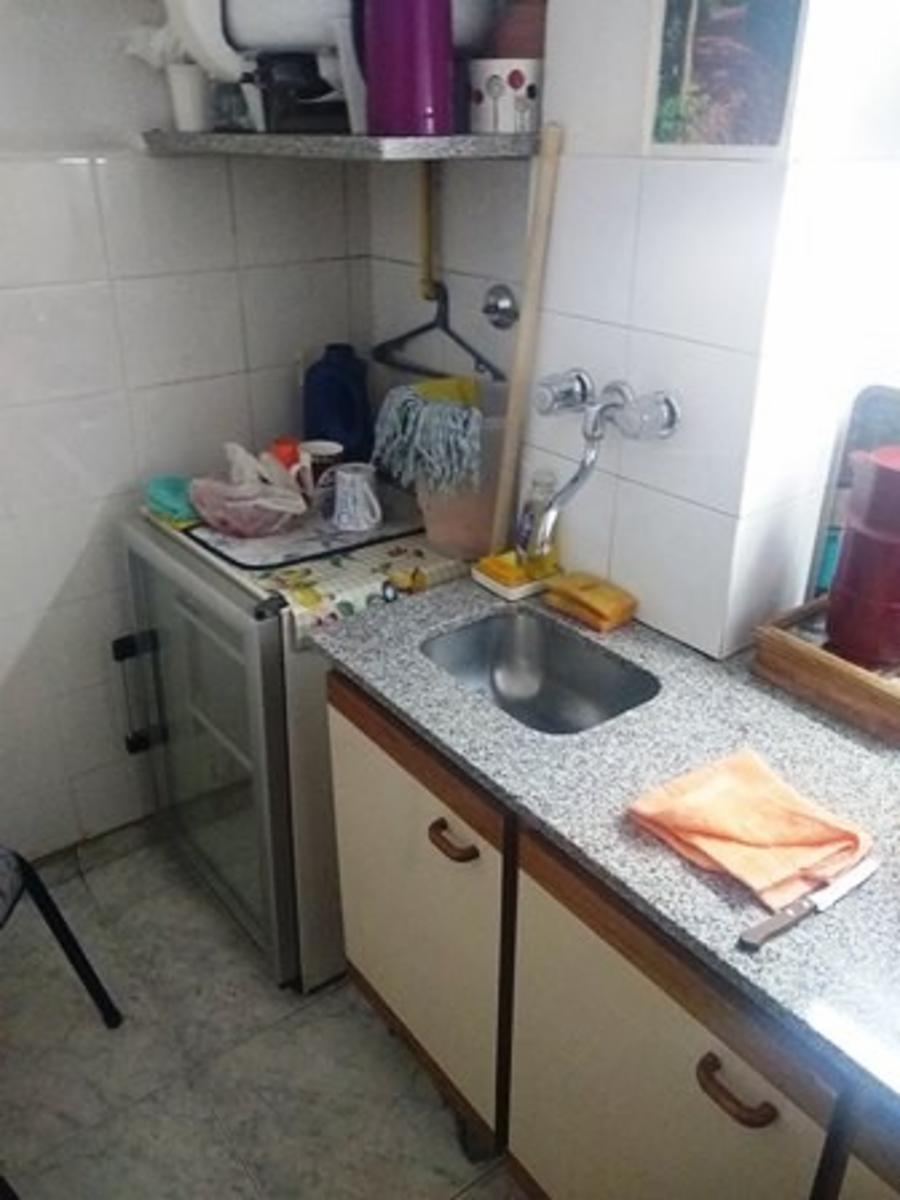 OFICINA Departamento de 4 ambientes en centro de San Justo. — foto 8