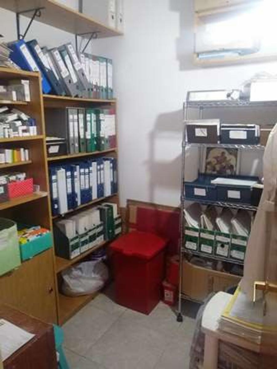 OFICINA Departamento de 4 ambientes en centro de San Justo. — foto 12
