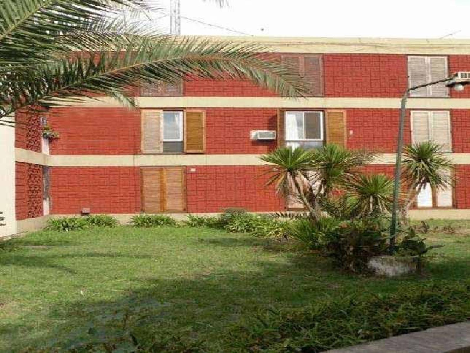 Departamento de 3 ambientes en Barrio Luz y Fuerza. — foto 9