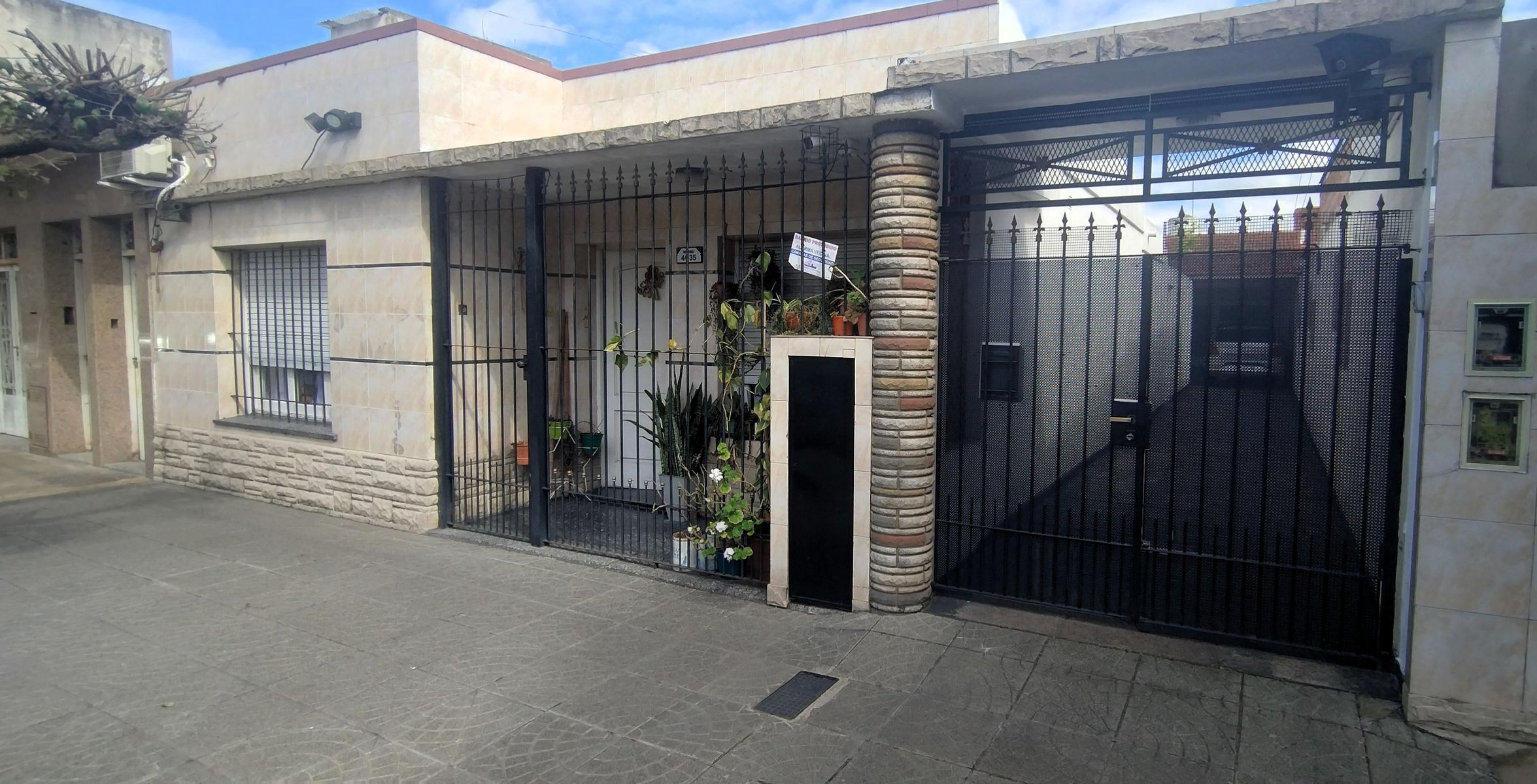 PH tipo casa de 4 ambientes en barrio San Nicolás, San Justo. - 1