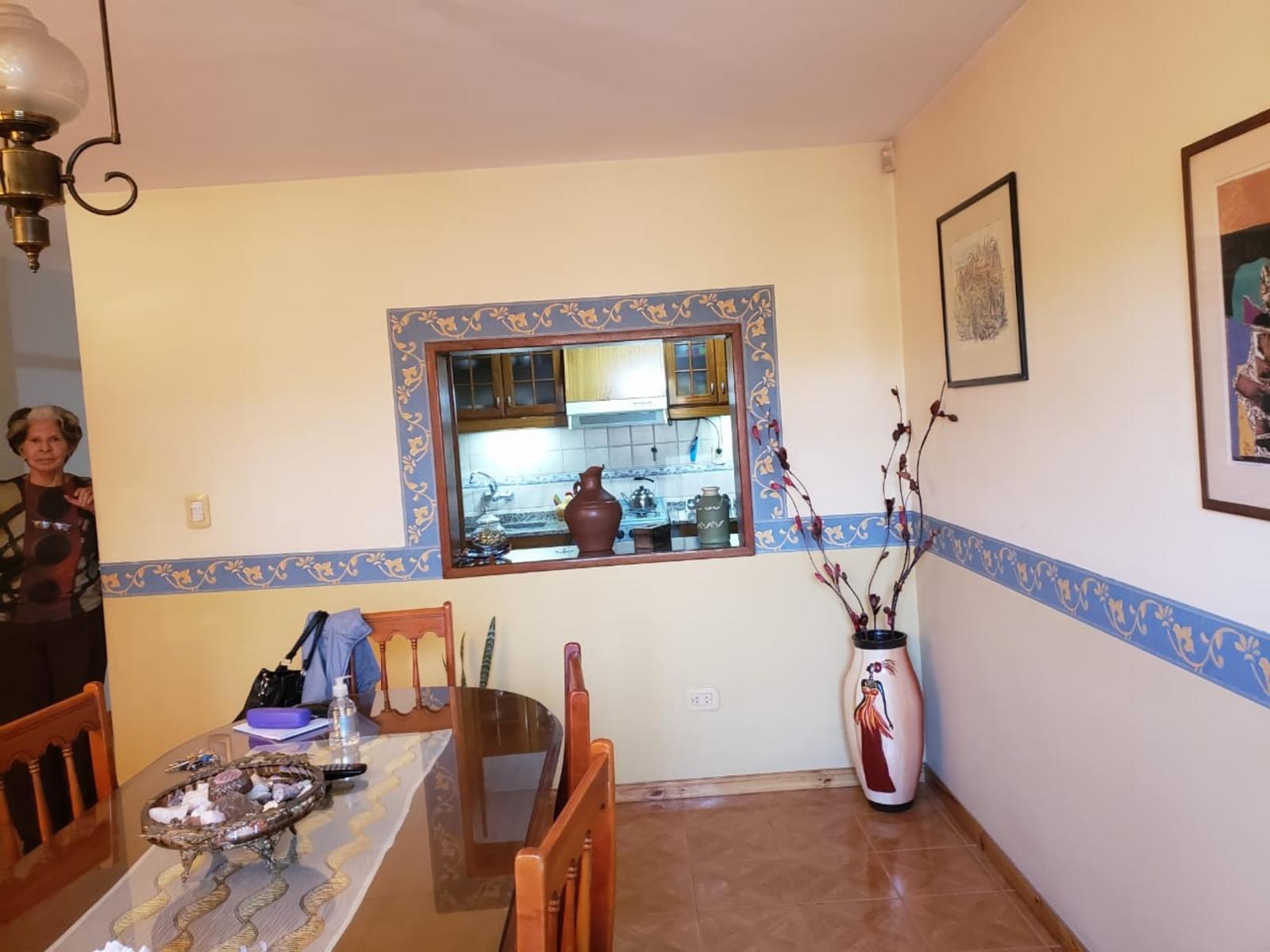 Hermosa casa totalmente reciclada B° 1° de mayo — foto 5